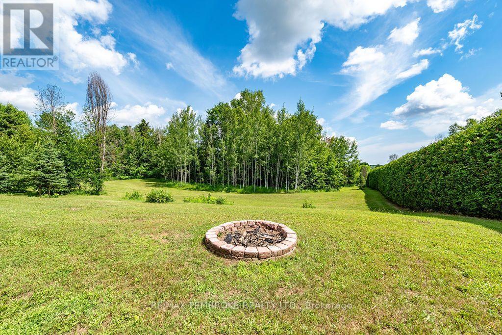 1369 B GREENWOOD ROAD - 6