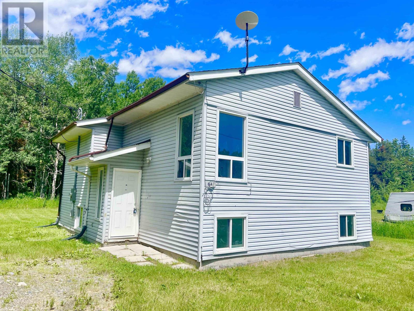 64 Wellington RD - 2