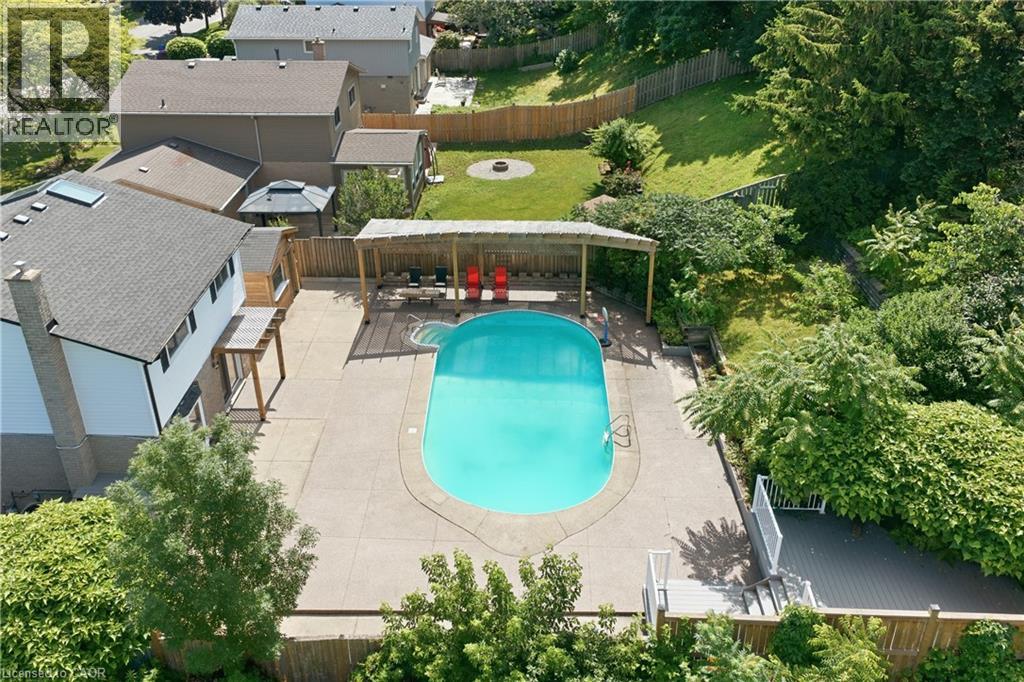 95 BIRCHPARK Drive - 44