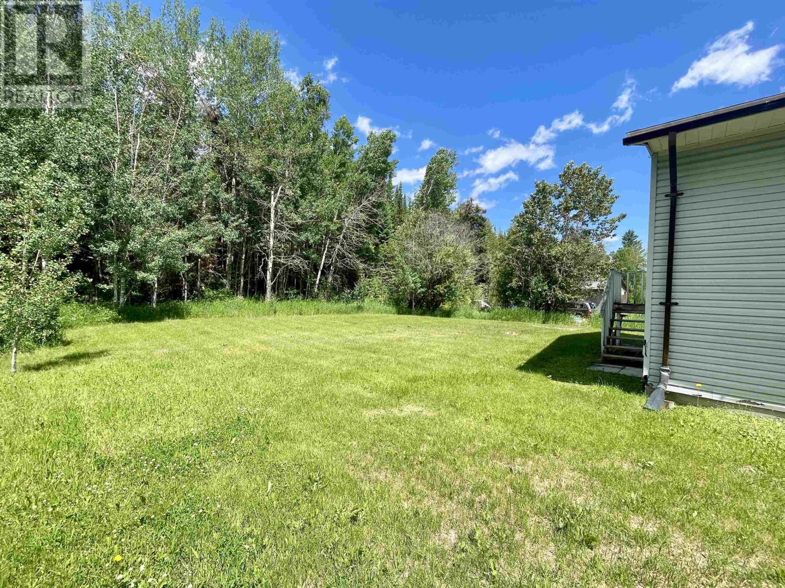 64 Wellington RD - 3