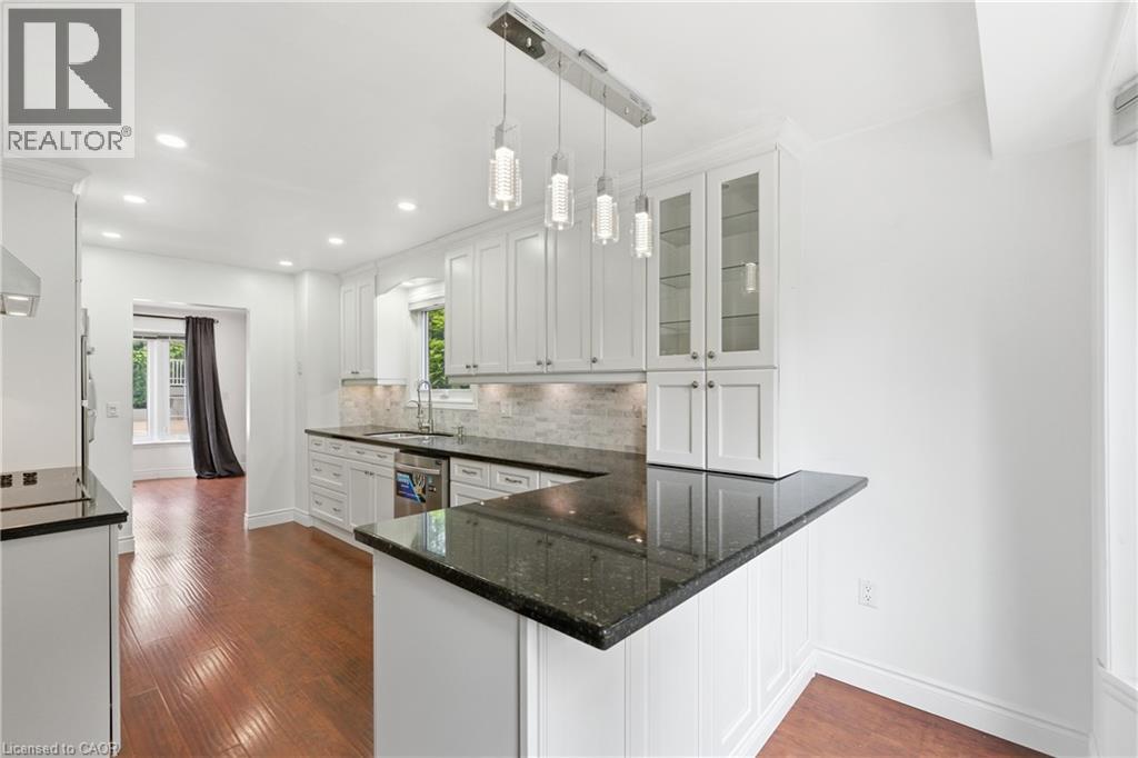 95 BIRCHPARK Drive - 7