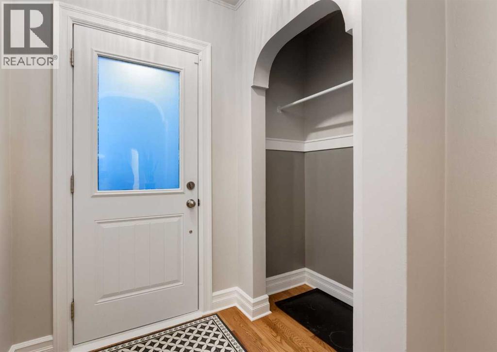 1817 18 Street SW - 4