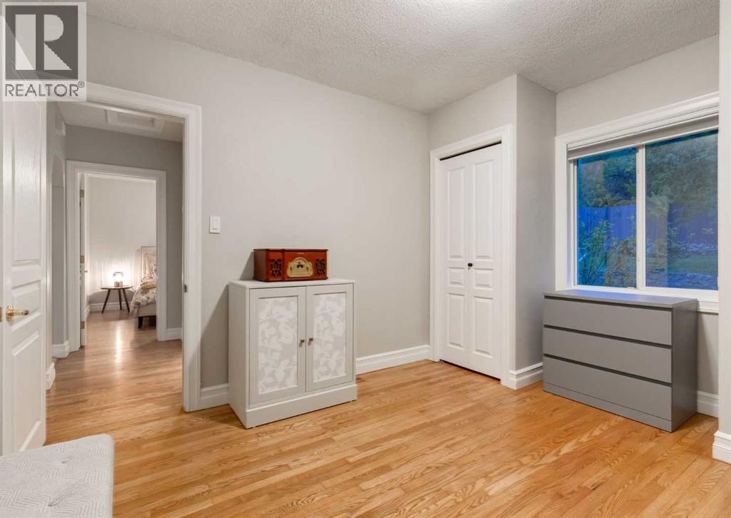 1817 18 Street SW - 24