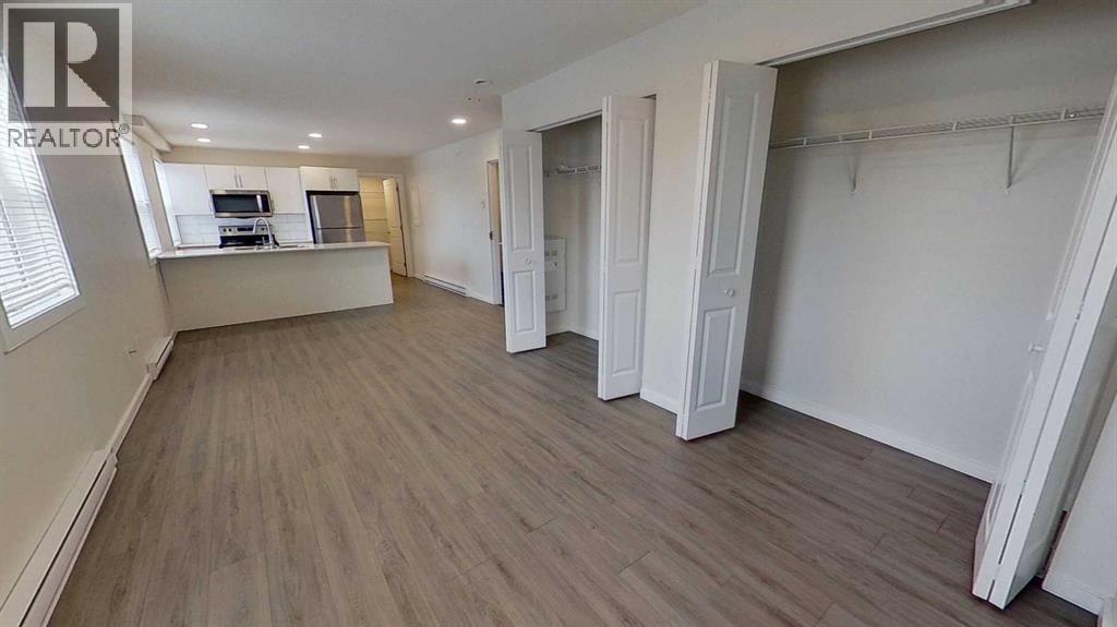4816 52 Street - 34