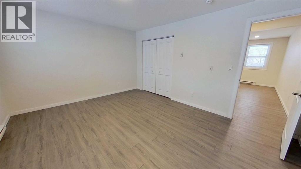 4816 52 Street - 12