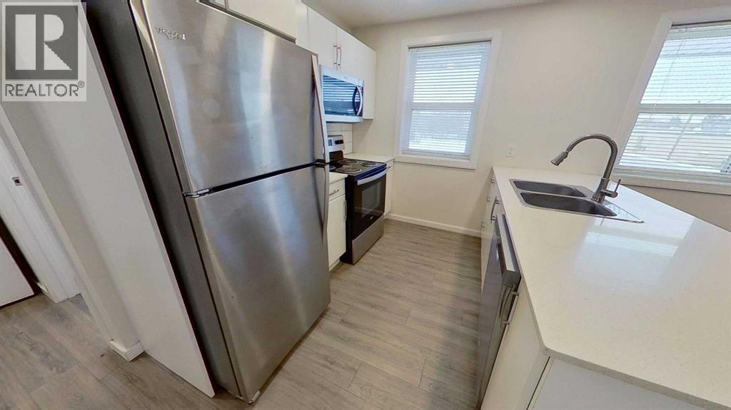 4816 52 Street - 5