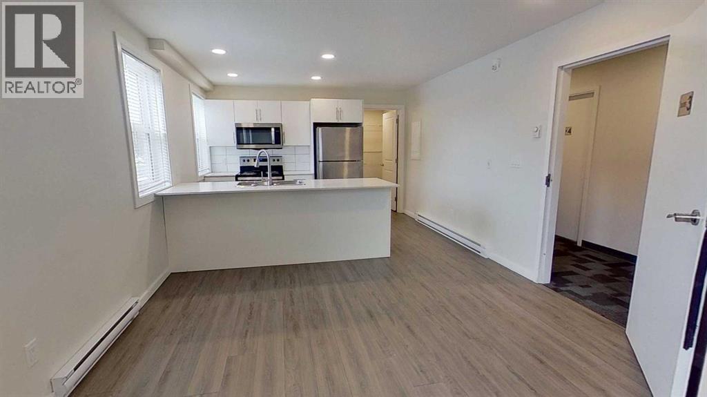 4816 52 Street - 35