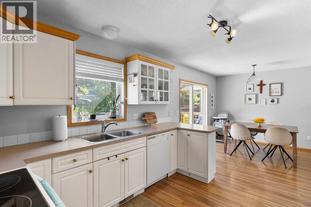 150 Balsam Crescent — photo 10
