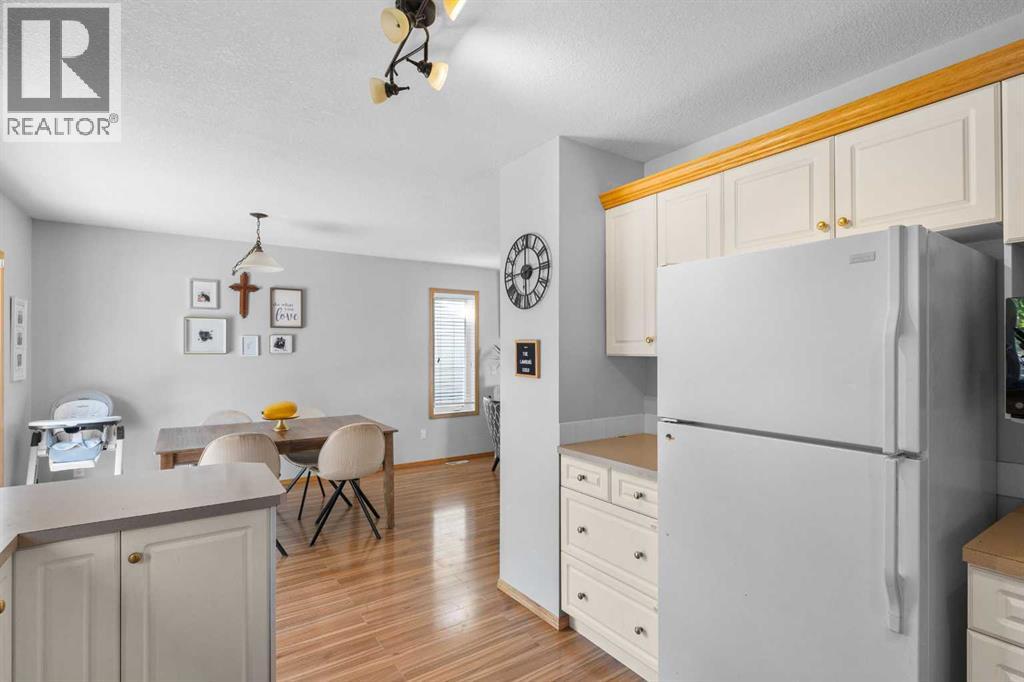 150 Balsam Crescent — photo 12