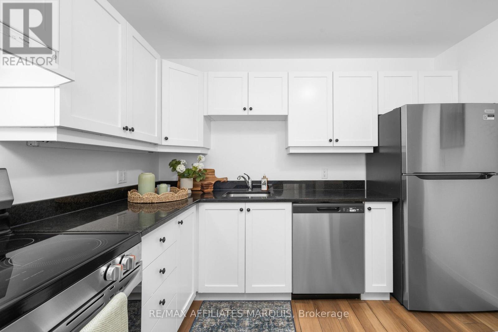 #UNIT #316 40 PEARL STREET - Image 9