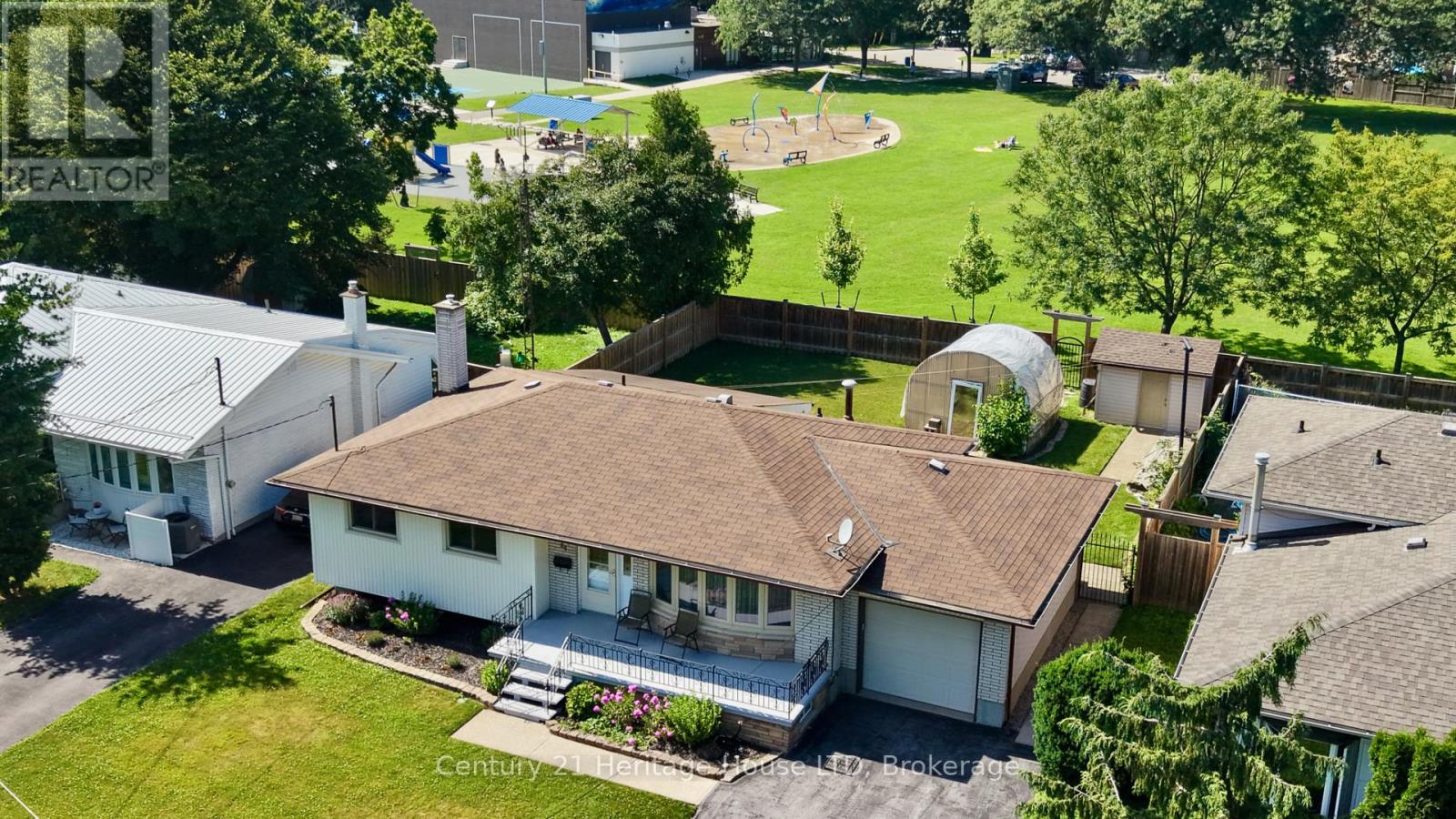 64 CROYDON DRIVE - 6