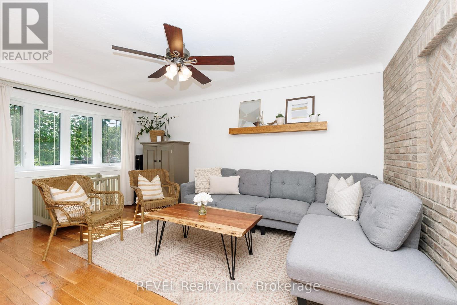 92 ROYAL OAK DRIVE - 7