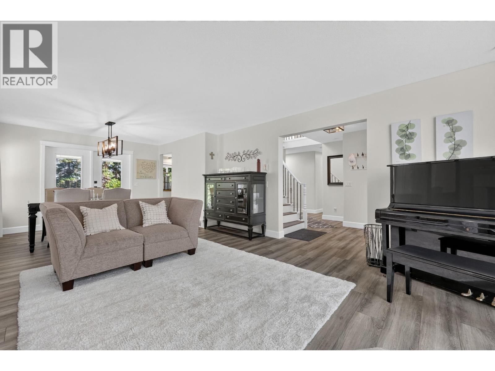 2156 Shannon Woods Way, West Kelowna
