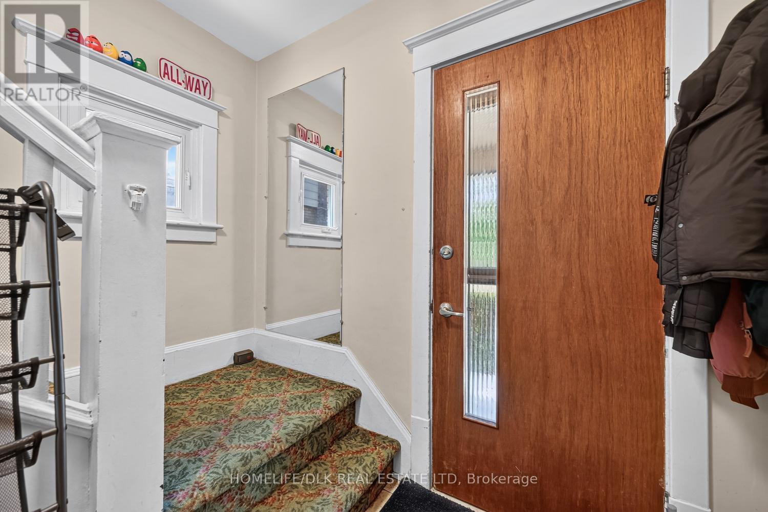 427 EARL STREET - 7