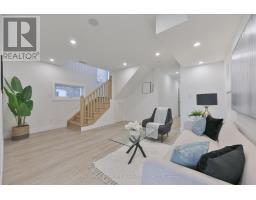 223 Queensdale Avenue, Toronto, ON M4C2B1 Photo 29