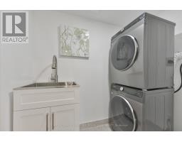 223 Queensdale Avenue, Toronto, ON M4C2B1 Photo 34