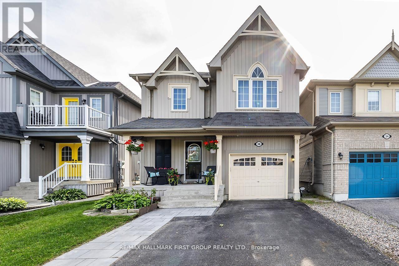 38 ALLWORTH CRESCENT - 1