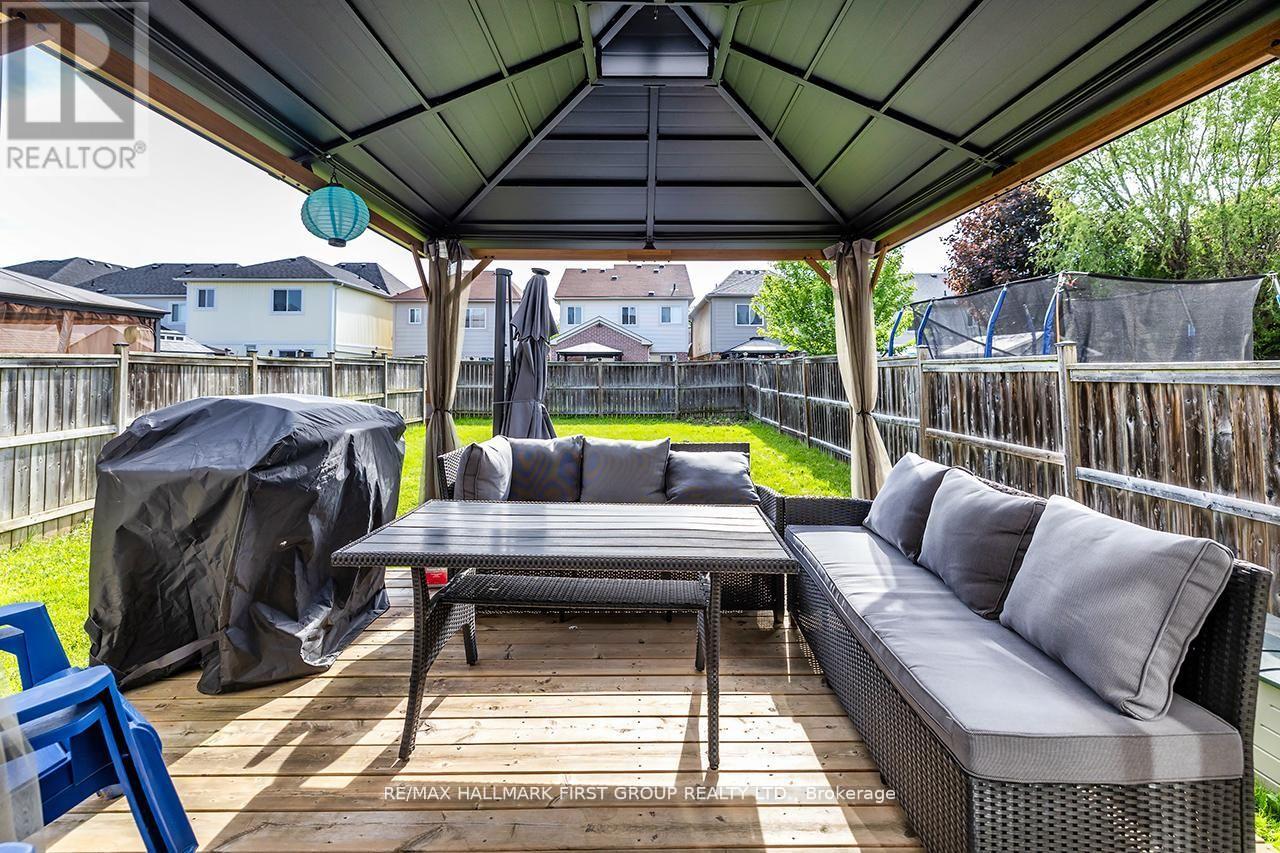 38 ALLWORTH CRESCENT - 22