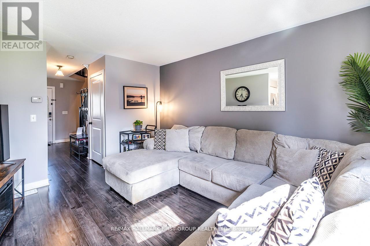 38 ALLWORTH CRESCENT - 9
