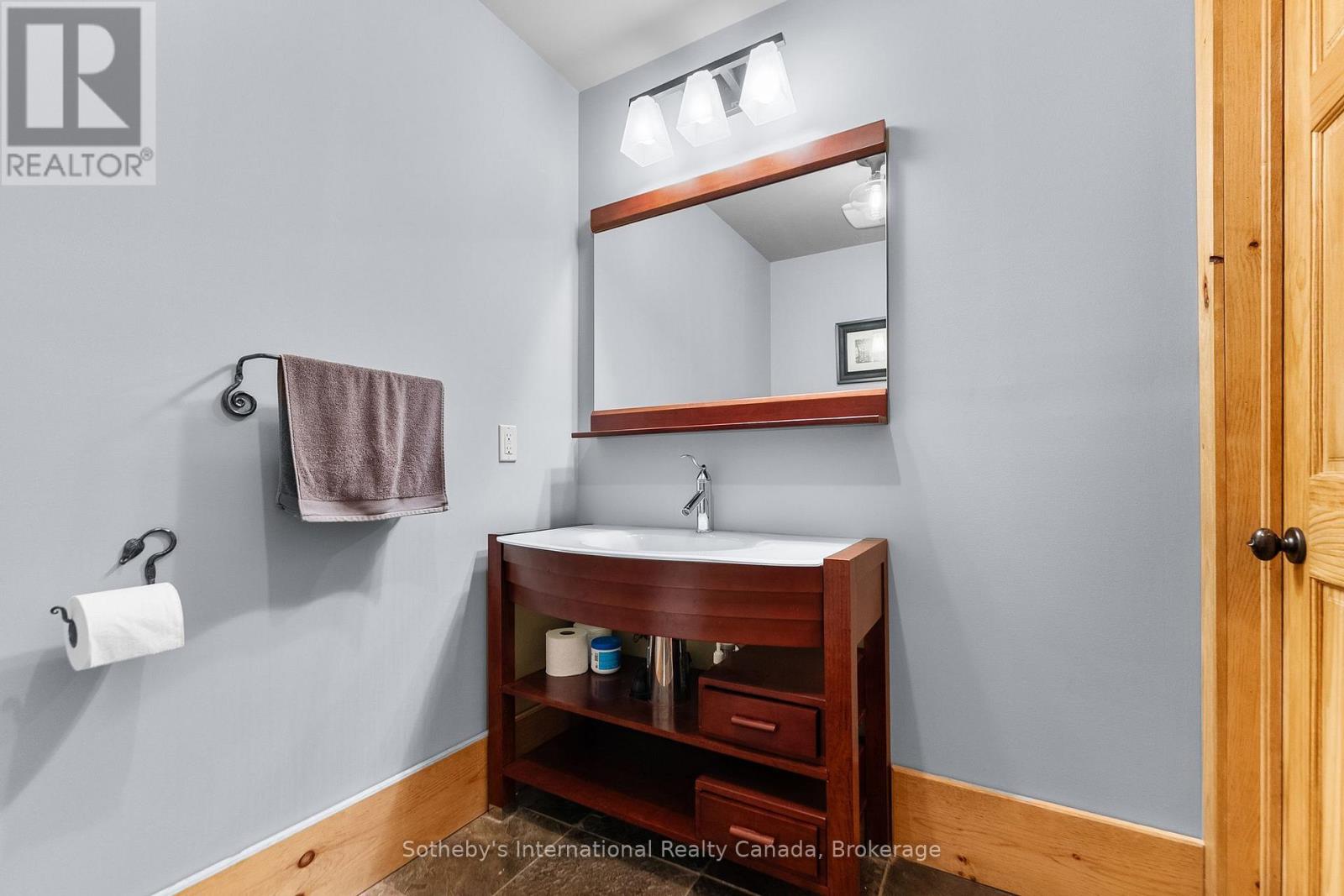 1014 SALMON LAKE ROAD - 31