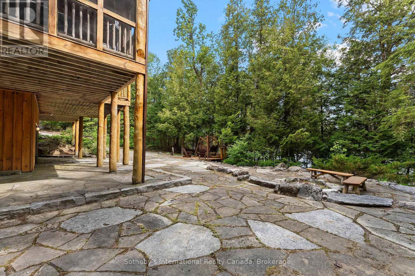 1014 SALMON LAKE ROAD - 33