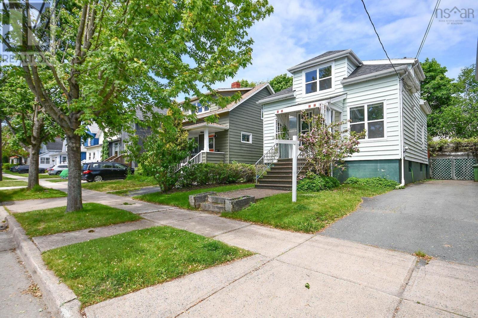 6285 Willow Street - 3