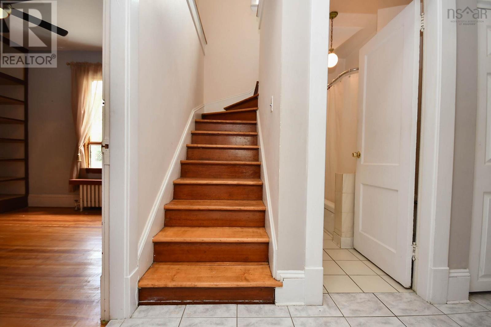 6285 Willow Street - 12