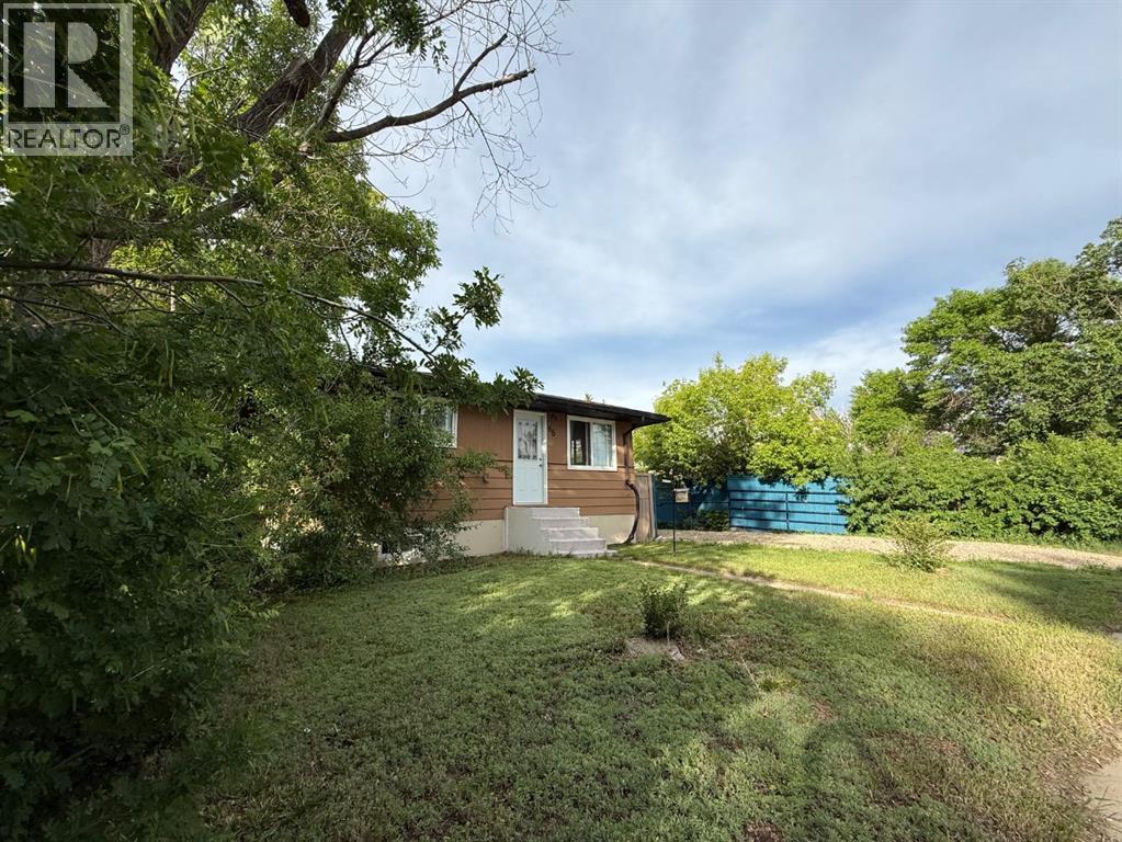 66 2 Avenue E - 2