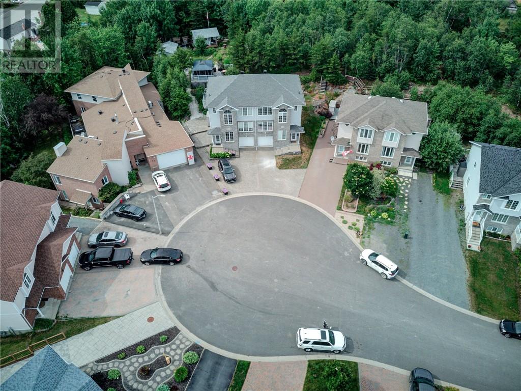 22 Palisade - 29