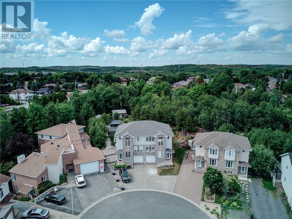 22 Palisade - 28