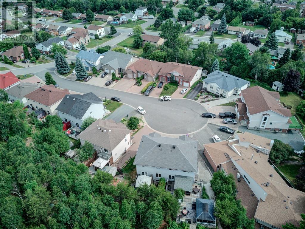 22 Palisade - 32