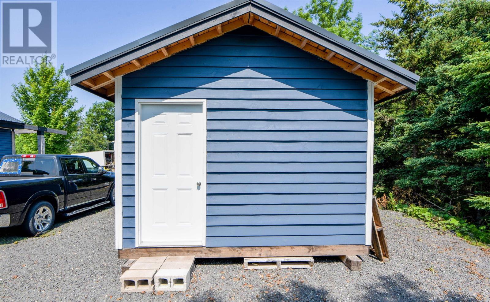 15 Birch Lane - 33