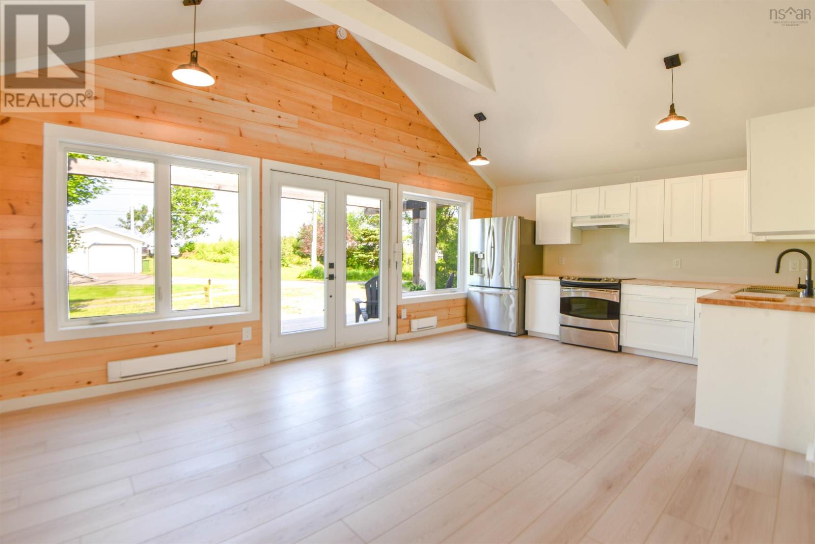15 Birch Lane - 12