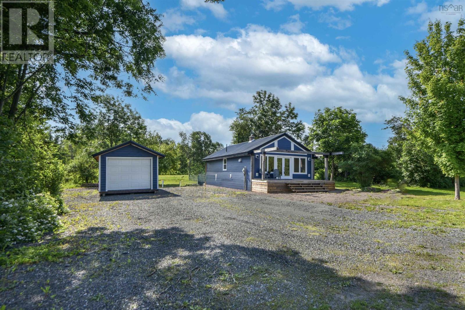 15 Birch Lane - 8