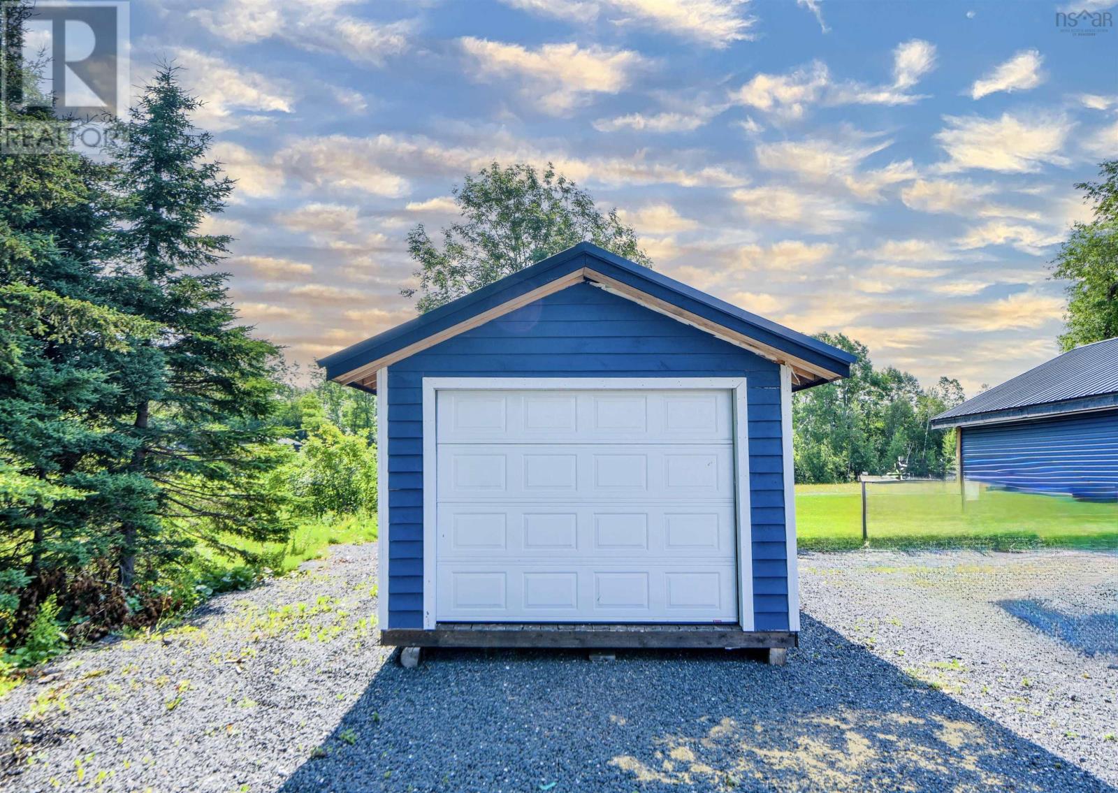 15 Birch Lane - 9