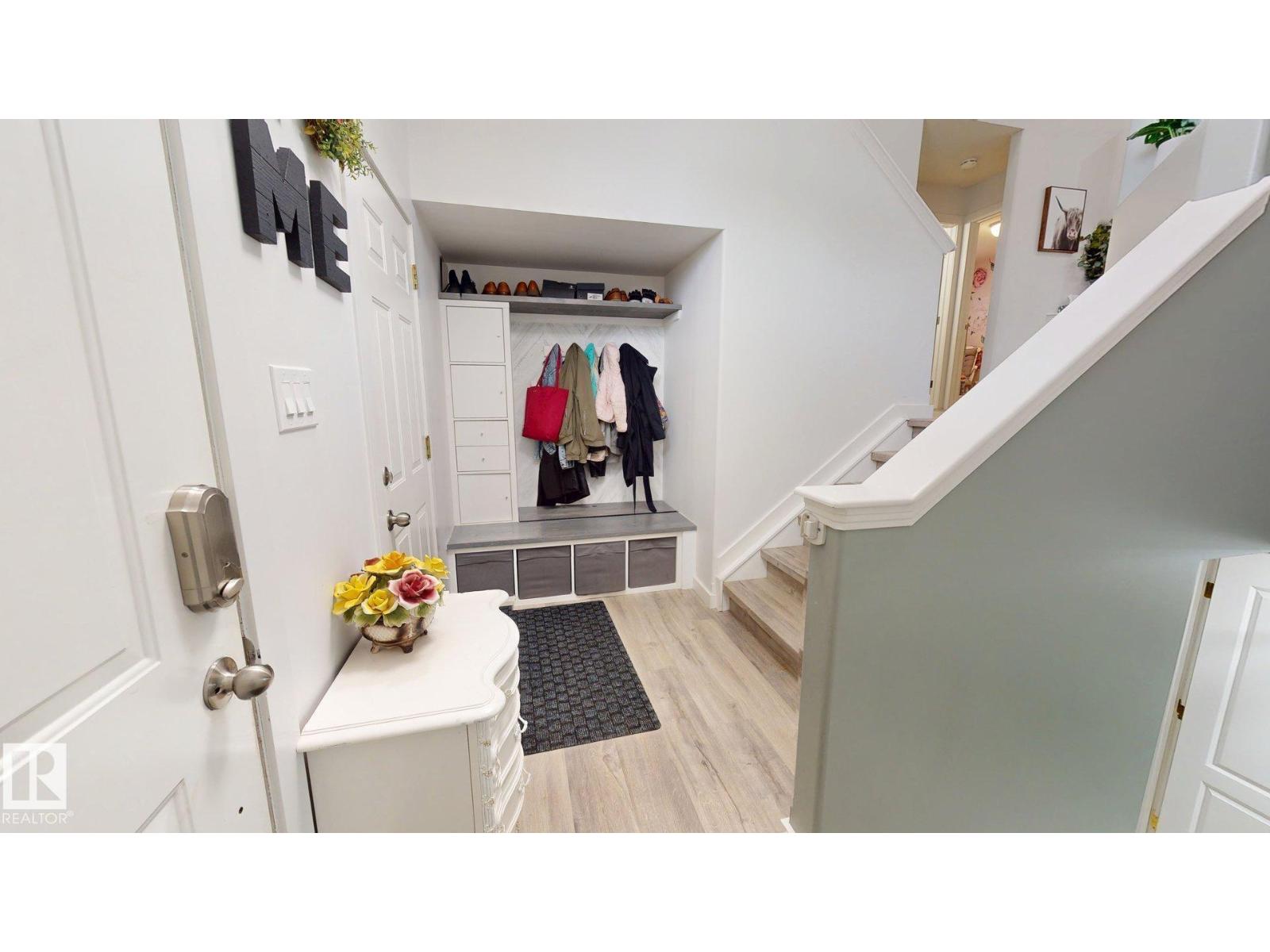 8821 8 AV SW - 3