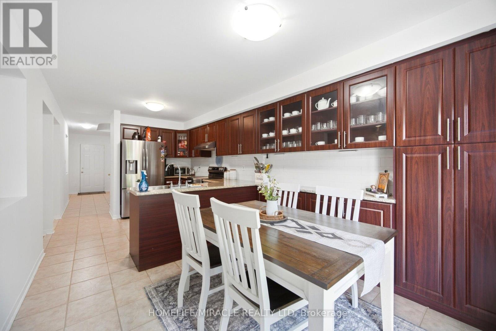 16 CAPISTRO STREET - 14