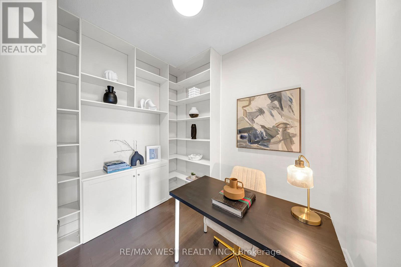 #304F 8130 BIRCHMOUNT ROAD - Image 8