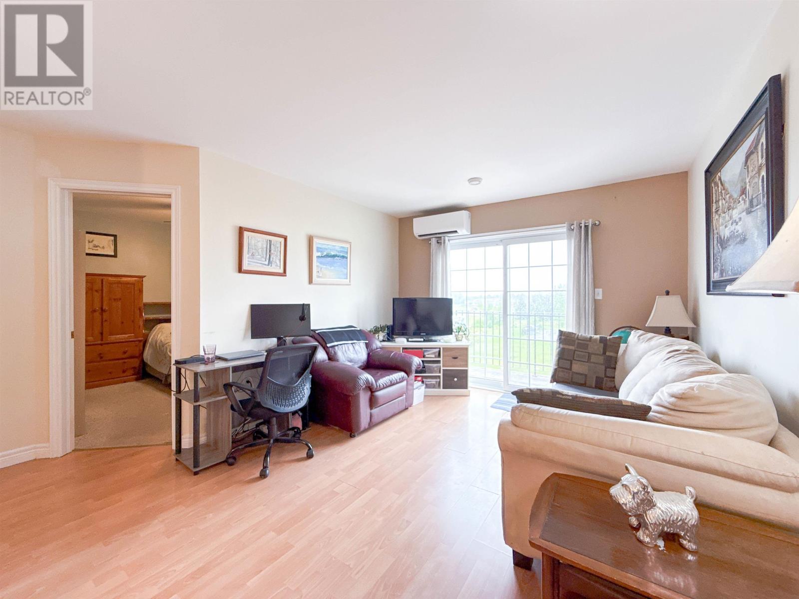 #18 33 Glen Stewart Drive - 5