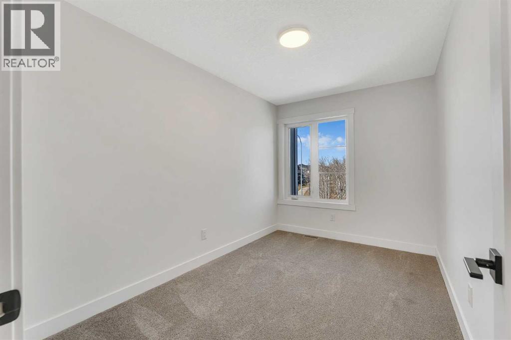 #203 8850 48 Street NE - 32