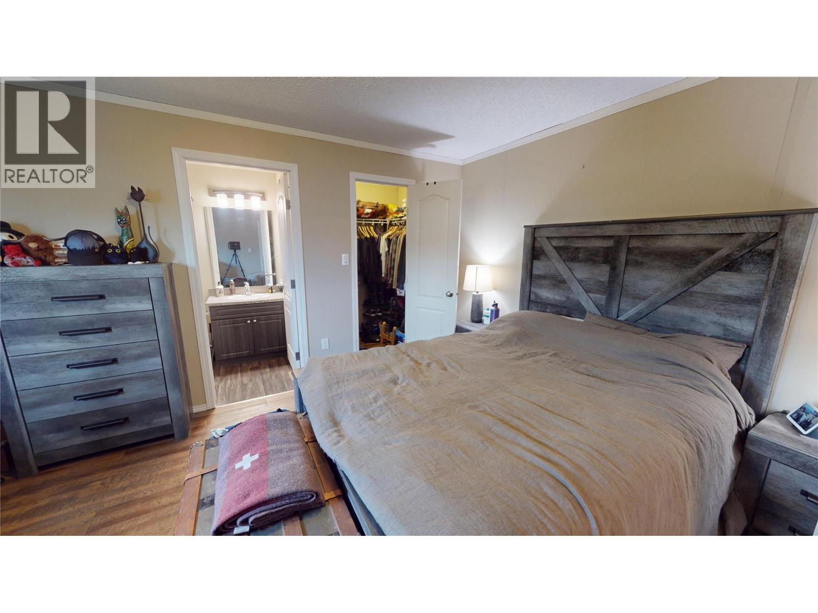 #55 100 Industrial #1 Road - 15