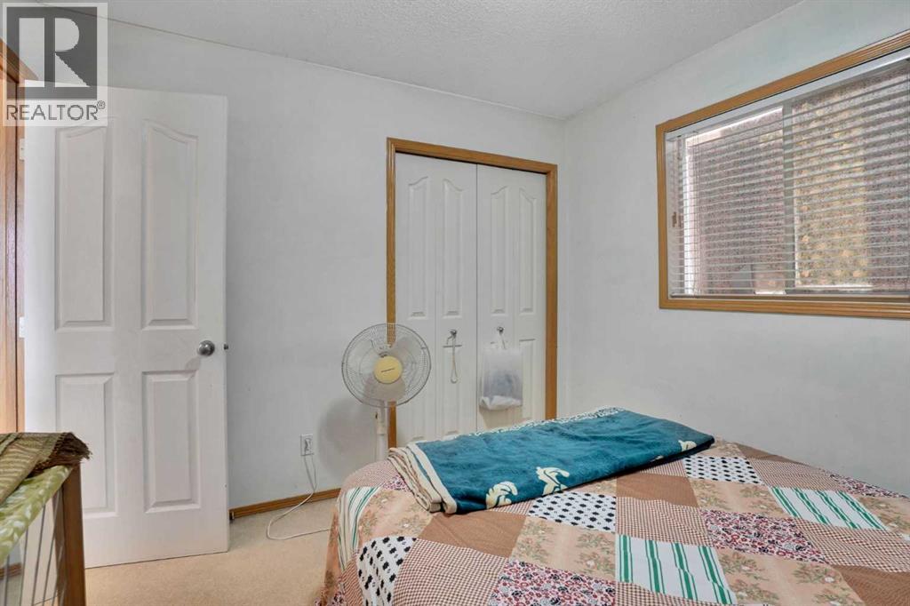 162 Taradale Drive NE - 37