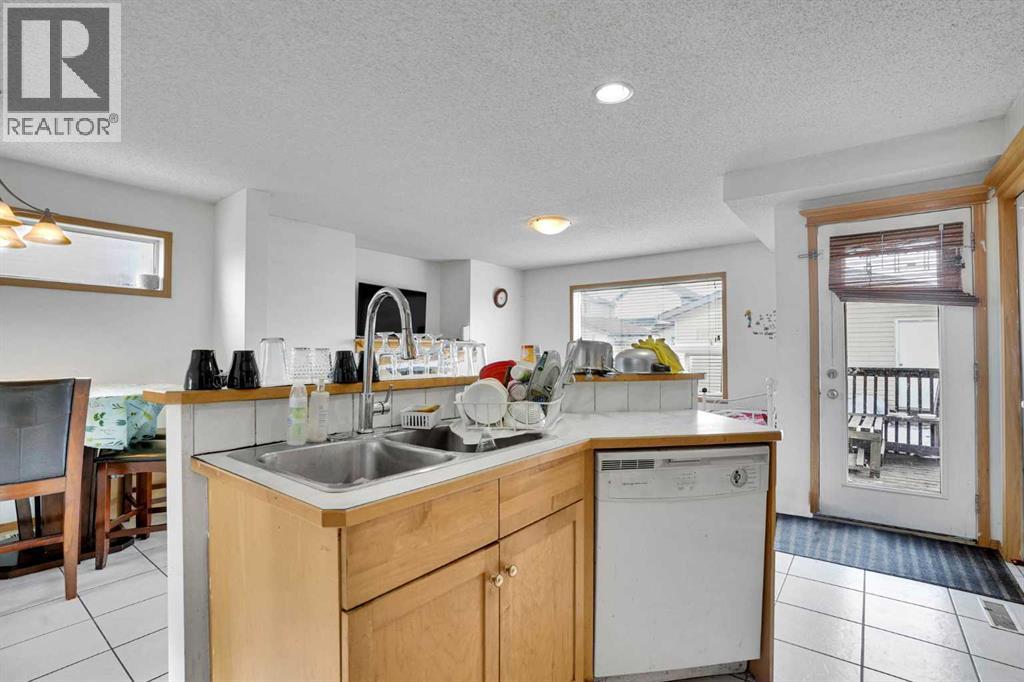 162 Taradale Drive NE - 13