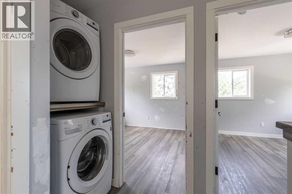 444 20 Street N - 22