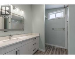 444 20 Street N - photo 12