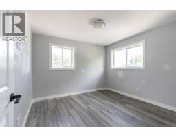 444 20 Street N - photo 23