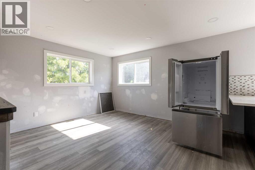 444 20 Street N - 18