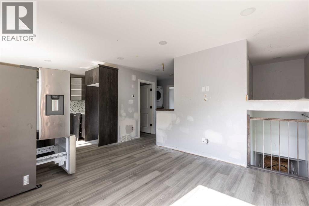 444 20 Street N - 19