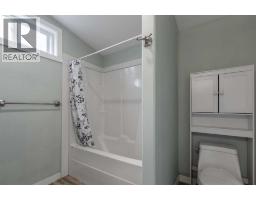 444 20 Street N - photo 13
