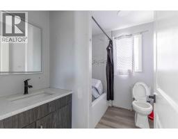 444 20 Street N - photo 27